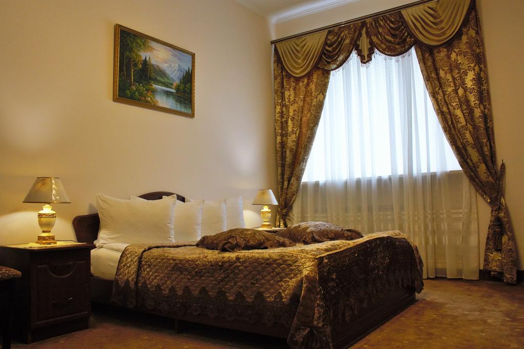 Korona Hotel Nalchik Luaran gambar