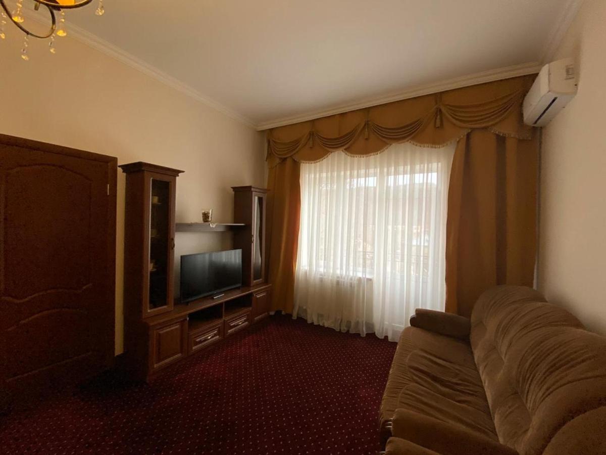 Korona Hotel Nalchik Luaran gambar